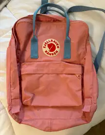 Fjallraven Kanken Bag