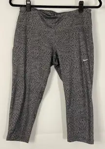 Nike Dri Fit Women's Athletic Capris Gray Black Pattern Running Workout M