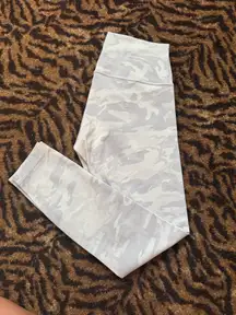 Lululemon Leggings Align 25" White Camo