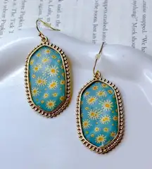 Blue Daisies Earrings 