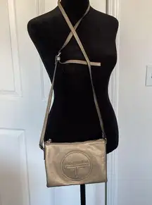 Tahari NWOT metallic gold crossbody bag.