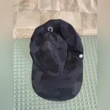 NWOT Lululemon Dark Grey Camo Fast And Free Hat