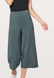LULULEMON BLISSED OUT CULOTTES 21 INCH WIDE LEG SEA STEEL PANTS