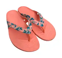 Crocs Flip Flops Womens Size 8 Kadee II Coral Pink Melon Tropical Floral Sandals