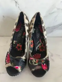 IRON FIST Leopard Floral Print Heels Sz 6