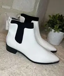 Worthington Brighton White pointed toe booties sz 11