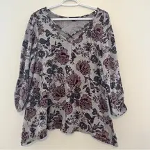 s XL Crisscross V-neck 3/4 Sleeve Knit Top Gray Pink Roses