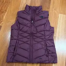 The North Face 550 Down Filled puffer Vest Size M