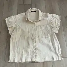 On Twelfth Women's Cream Denim Flutter Sleeve Button Down Sz L