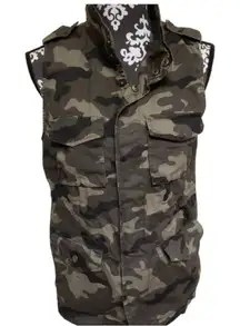 Love Tree Camo Green 100% Cotton Women’s Size Medium‎