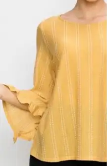 W5 Anthro dotted ruffle sleeves top women’s Size Small