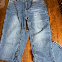 White Birch Blue Skinny Jeans Classic Style‎