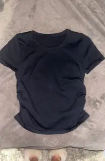 Medium Black OQQ tight shirt