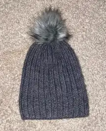 Pom Pom Beanie