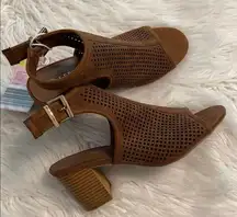 Serra Brown Perforated Block Heel Heels brand new with tag see all photos