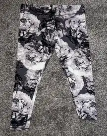 Mixit Women’s Floral Print Leggings Size Large Black White Gray Stretch Cotton