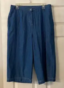 NAPA VALLEY Cropped Pants size 14P excellent condition inseam 18” waist 32” flat