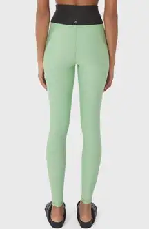 WeWoreWhat Fair Green High Rise Leggings 