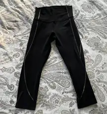 Lululemon Black and Gold Limited Edition 21” Leggings Size 6