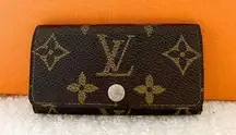 Louis Vuitton  Monogram Multicles 4 Key Holder 873 RA