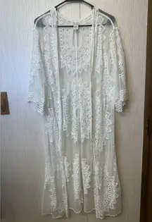 Rachel Zoe White Textured Kimono