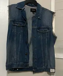 Adam Levine Jean women’s vest size‎ L
