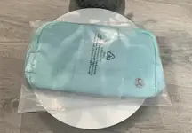 COPY - Lululemon Everywhere belt bag 1L