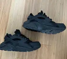 Nike Huarache Shoes