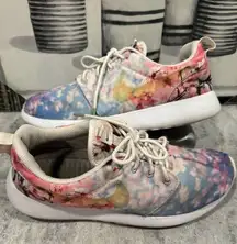 Nike Roshe Run Women’s 8.5 Cherry Blossom