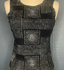 Realtree White Sleeveless Fitted Graphic Tank Top