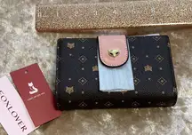 Fox Lover wallet. Snap closure + outer zip around section. Inner card slots.