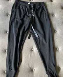 Flora Nikrooz large black joggers