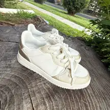 NO BOUNDARIES Women’s Sneakers Shoes 