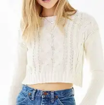 Urban Outfitters  Size XS 100% Cotton Cream Chunky Cable Knit‎ Cropped Sweater