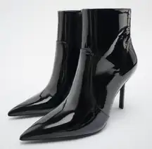 NWT Zara Heeled ankle boots Patent  Leather Shiny Bloggers Fav EU41 US10
