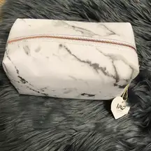 😇Imoshion Vegan Leather Marble Print Cosmetic Bag