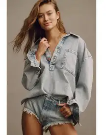 NWT Anthropologie Pilcro Pitched Micro Fray Hem Denim Jean Shorts