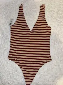 Aritzia Babaton Bodysuit