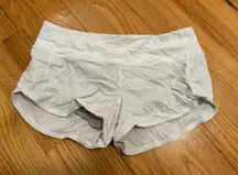 Lululemon White Speed Up 2.5"