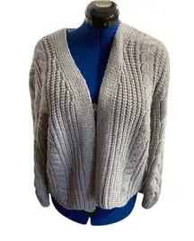 , Oversized, Cable Knit,Chunky, Gray Sweater,Size Medium,3/4 length sleeves