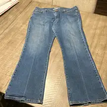 Levi’s 545 Blue Jeans Size 16 Medium 99% Cotton 1% Spandex VGUC