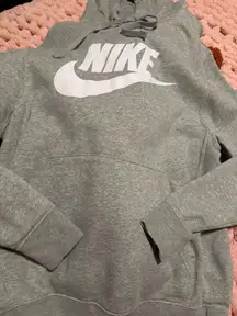 nike sweatshirt 