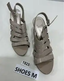 Womans Impo Honey Taupe Strappy Sling Back Open Toe Sandals Size 9.5 M