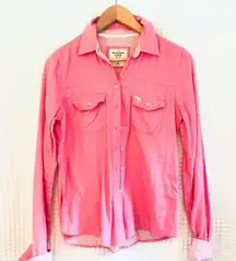 Abercrombie & Fitch NWT Abercrombie Pink button down long sleeve shirt