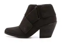 SALE: LD Tuttle black Wet ankle booties