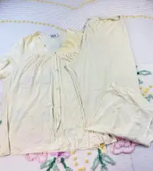 Vanity Fair Pajama Set Cream Lace V Neck Button Front Short Sleeve Pants XXL