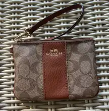 Coach Signature C Leather Wristlet‎