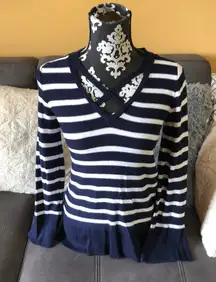 NEW YORK & COMPANY Blue & White V-Neck Jersey Top