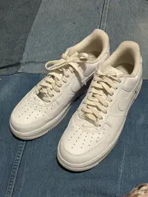 Nike Air Force 1 Low Supreme White