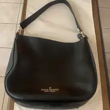 black shoulder bag